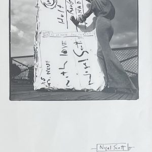 Modèle au pont des Arts, Paris, 1986