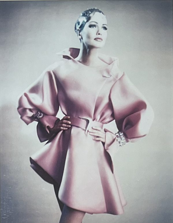 Karen Mulder pour Lanvin, Haute Couture saison printemps-été (Claude Montana), 1991.