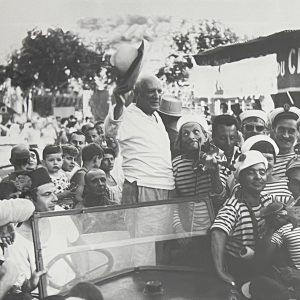 Pablo Picasso en voiture