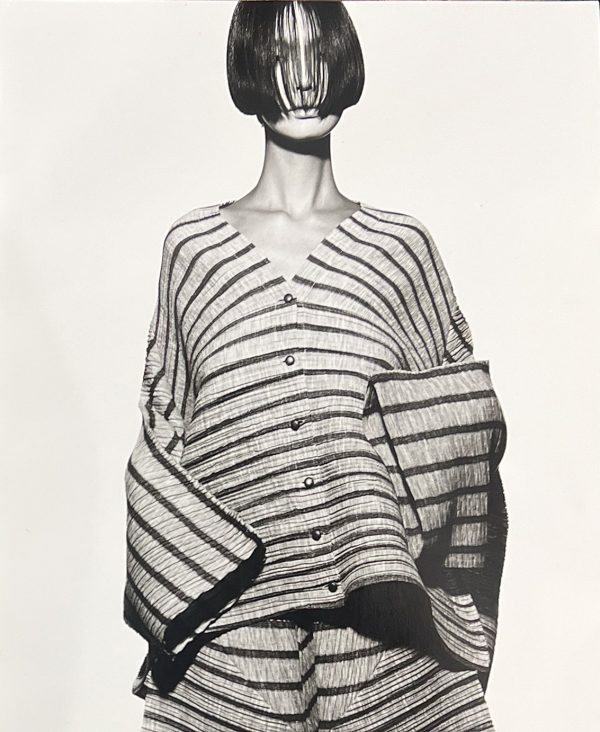 Pour la collection d’Issey Miyake, 1987