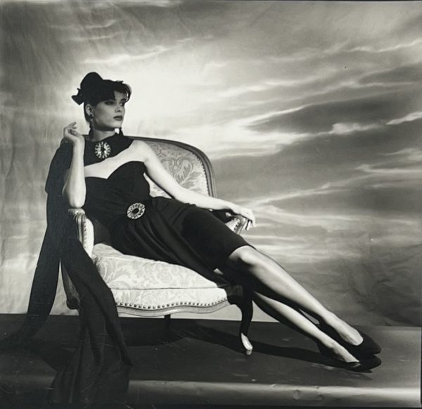 Epreuve argentique Horst P Horst Eva Evangelista Scherrer